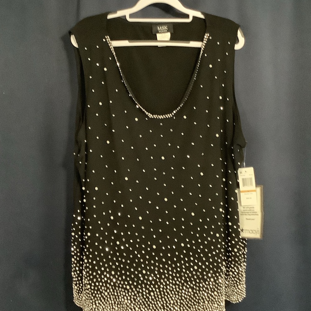 MSK Black Sleeveless Beaded Scoop Neck Tank with White Dot Ombre